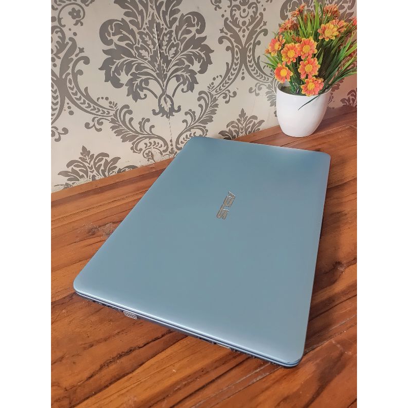 LAPTOP ASUS SLIM GENERASI 8 SSD + HDD || LAPTOP SECOND|| LAPTOP KULIAH