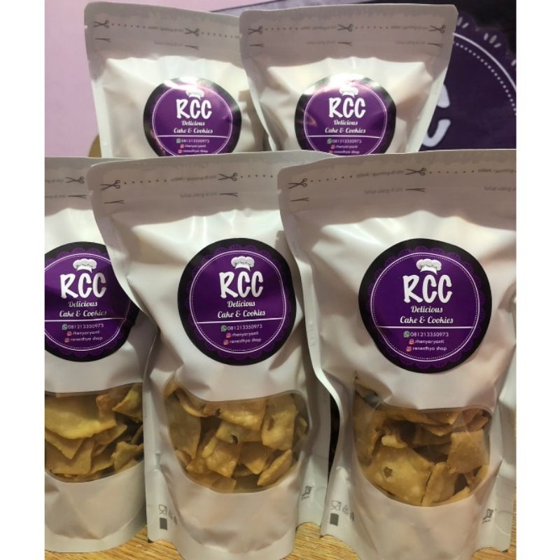 

KERIPIK BAWANG PREMIUM RCC / KUE BAWANG PREMIUM RCC kemasan pouch 500g