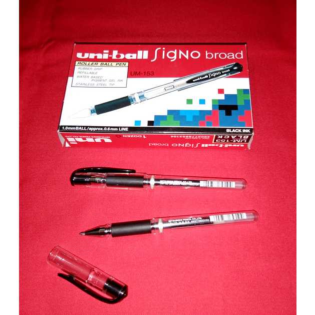 

Boxy Signo Broad Uniball UM-153 Ballpoint Hitam / Biru ( 1 Pcs ) ( IRRA STORE )