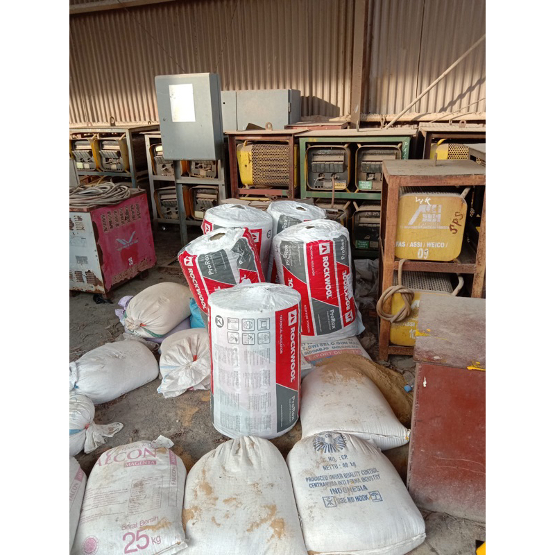 RockWool peredam suara density 8050