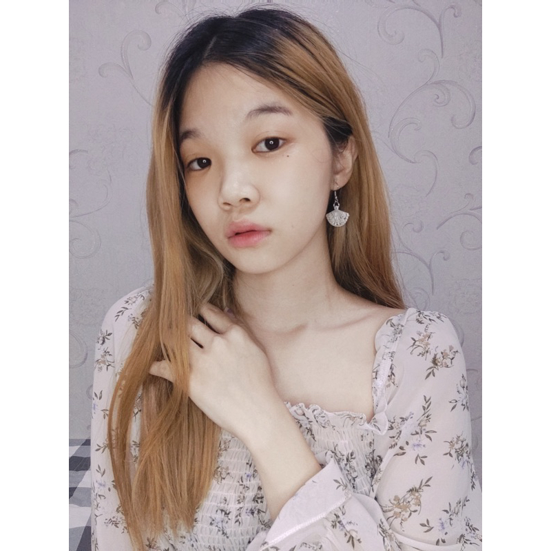 Suzy Pearl Fan Hooks Earrings Anting Tusuk Hook Mutiara Gantung Model Kipas