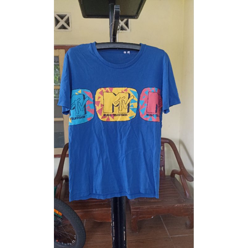 T Shirt MTV x Uniqlo