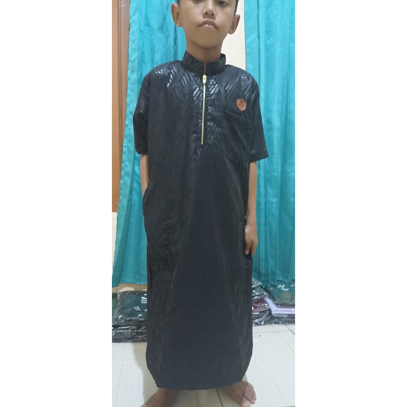 jubah embos  anak laki usia  2-14 tahun tangan pendek