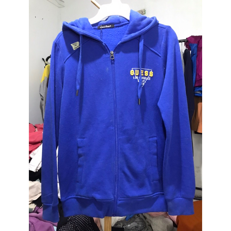 Preloved guess hoodie zipper