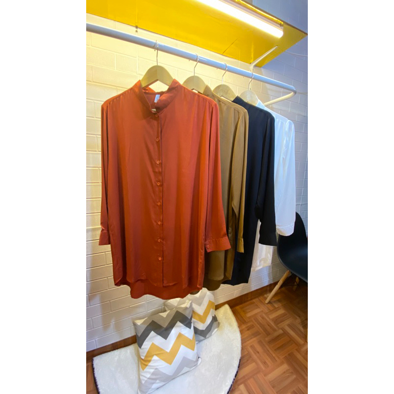 Kemeja Rayon Premium Twill Uniqlo