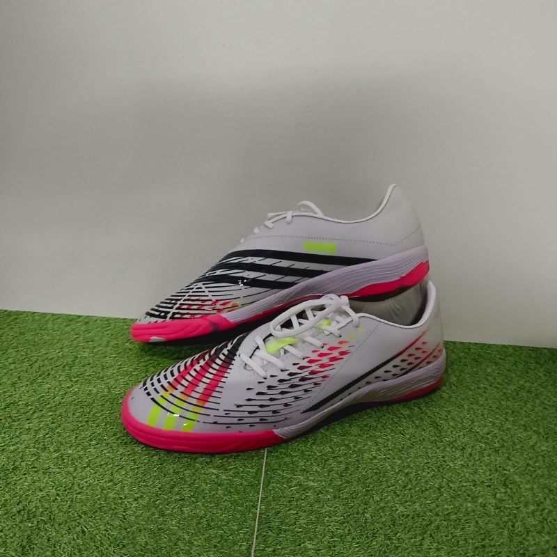 Sepatu futsal adidas predator edge 3 in outsel pink