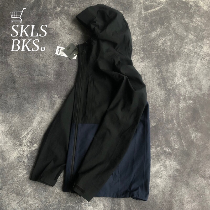 Jaket Uniqlo Blocktech BNWT