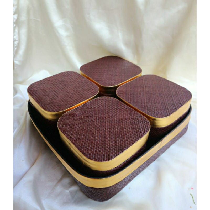 keben set isi 4  ukuran keben 18x18 warna antik variasi gold