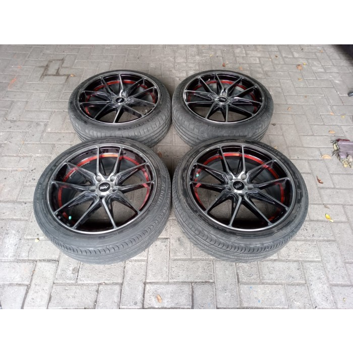 Velg Mobil Bekas Ring 18 Lebar 8 Lobang Baut 5x114 Ban 215 45 & 225 45 Velg Mobil Bekas Racing R18