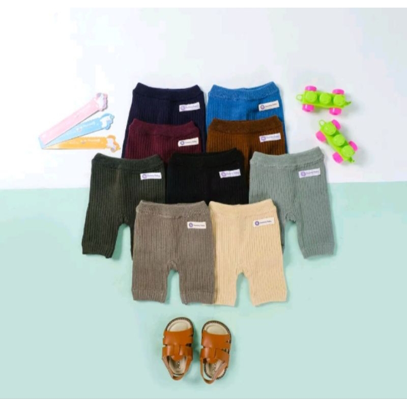 leging pendek / celana anak / celana bayi / celana rajut pendek