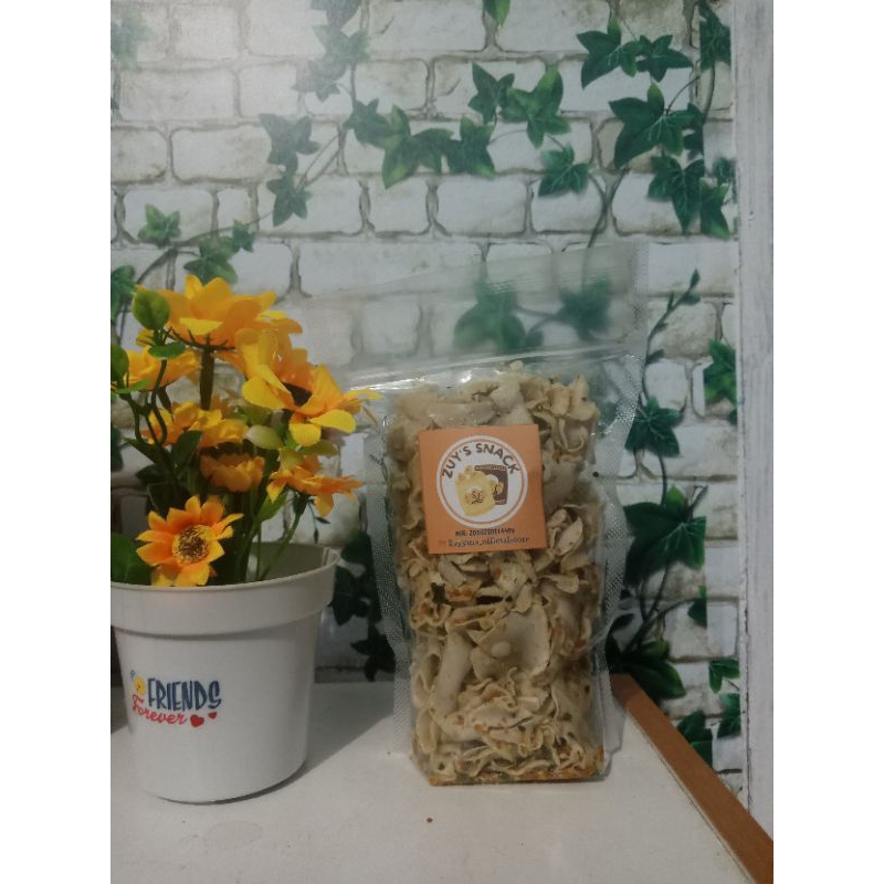 

Zuy's snacks basreng asin dan pedas daun jeruk (kemasan pouch) 150gr