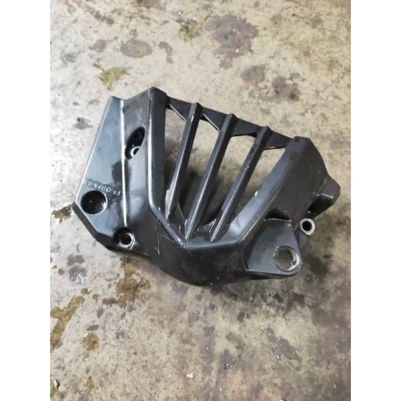 Tutup gir gear ninja 250 karbu - tutup rantai depan ninja 250 old