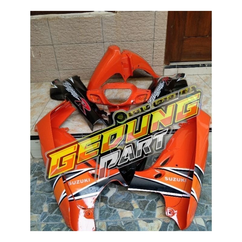 cover body halus full set suzuki shogun r 110 hitam oren suzuki shogun