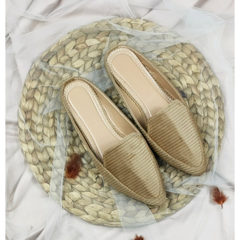 Sepatudari Karin Fayola Flatshoes Wanita