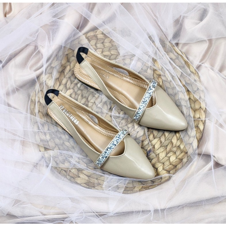 Sepatudari Karin Andienne Flatshoes Wanita