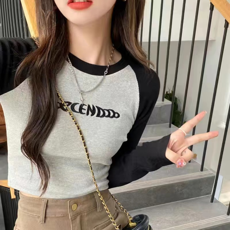 Suhao design niche color-blocking T-shirt lengan panjang wanita musim semi dan musim gugur kemeja bottoming pendek pinggang tinggi cropped pusar slim ins atas