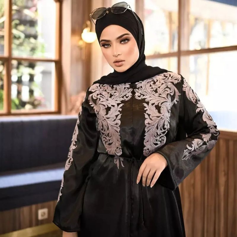 abaya dubai selyn busui,abaya gamis hitam,abaya dubai murah,gamis dubai busui,gamis hitam busui,abay