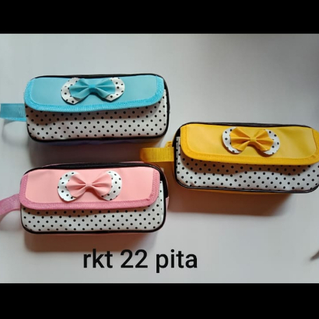 

TEMPAT KOTAK PENSIL ANAK GAMBAR WE BARE BEARS KUDA PONNY HELLO KITTY DAN PITA LUCU