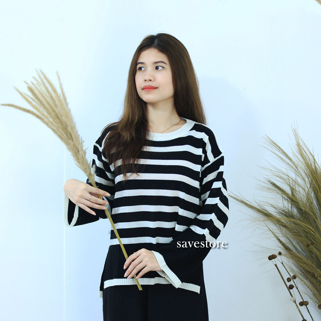 Layla Stripe Knit Premium • HARU KNIT OVERSIZE SWEATER