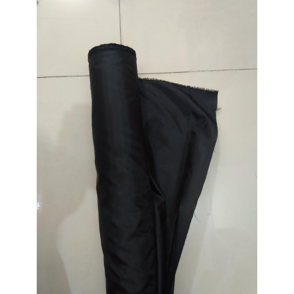 [Per Roll ]Kain Taffeta Bocor Import dan Silver Coating