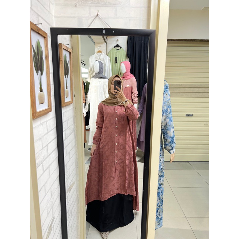 Aina Dress