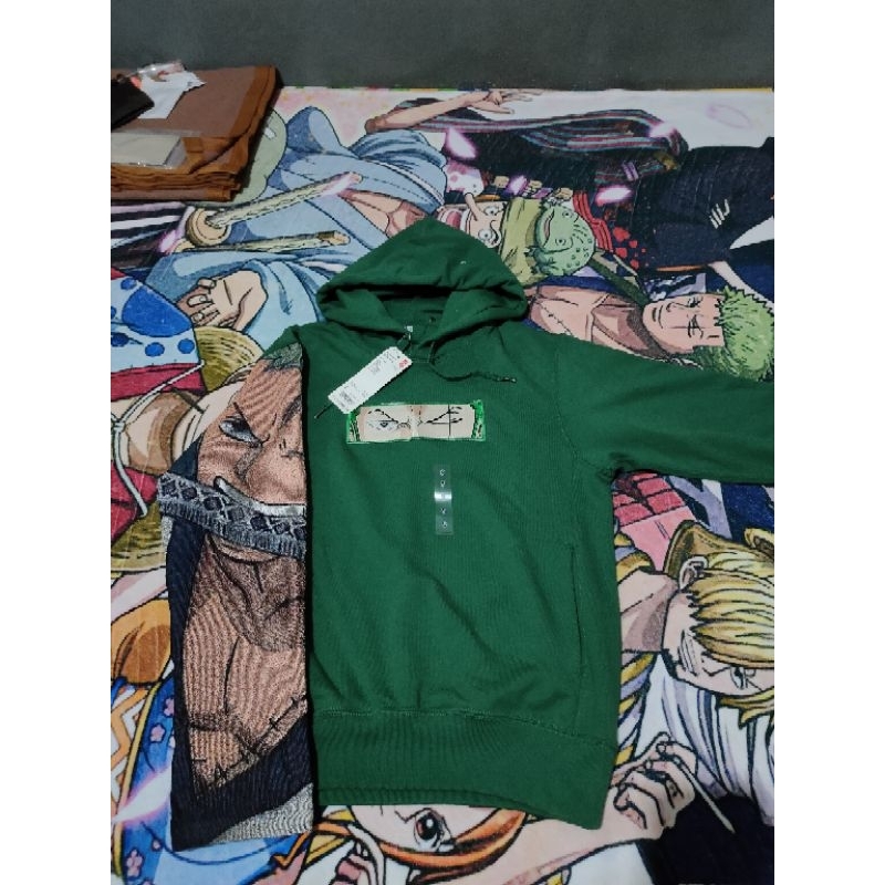 uniqlo hoodie zoro rework