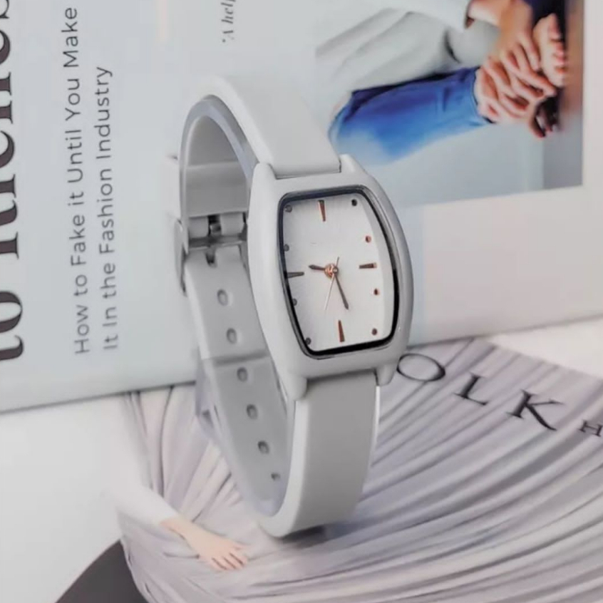 (SS)  Jam Tangan Quartz Strap  Analog Casual  Wanita &amp; Pria  Korean Fashion Strap Rubber GC-075