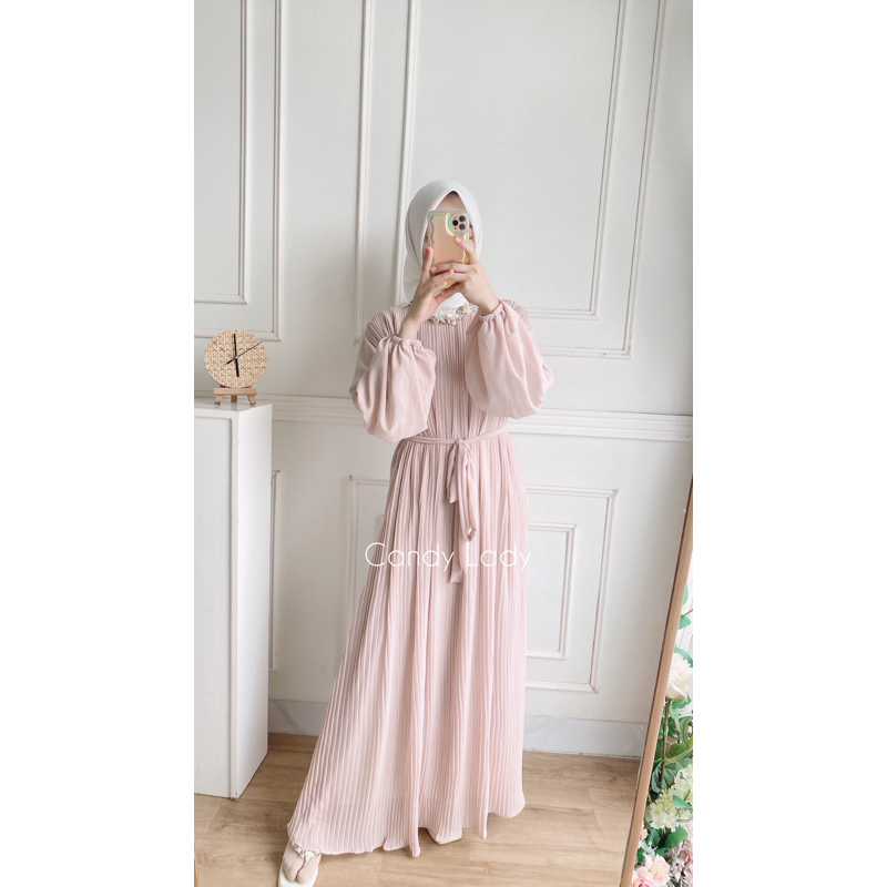 Audria Pleats Maxi