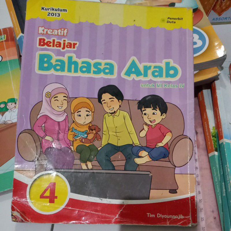 

buku paket bahasa Arab kelas 4,kelas 5 dan kelas 6 penerbit duta kurikulum 2013 dan bina pustaka