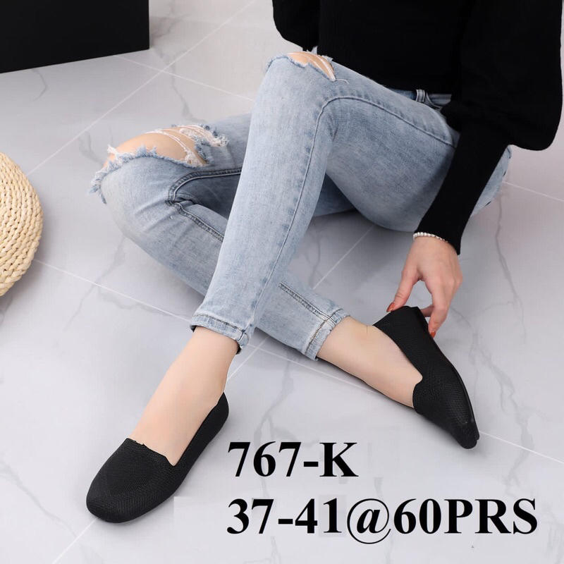 Sepatu Hitam Flat Slip On kerut LSH