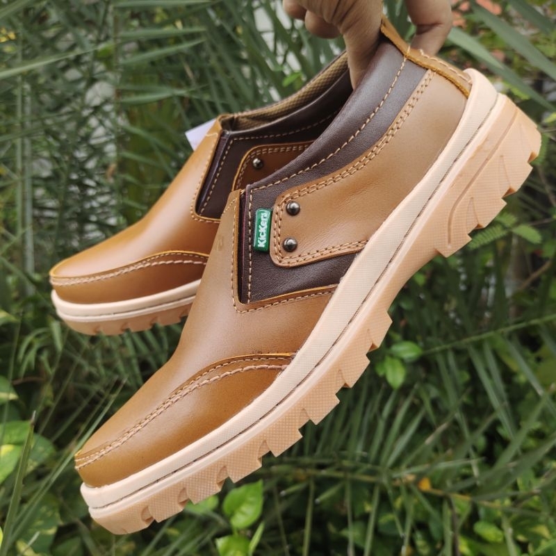 Kickers Sepatu Casual Kasual Pria Bahan Kulit Asli Slip On Santai F2