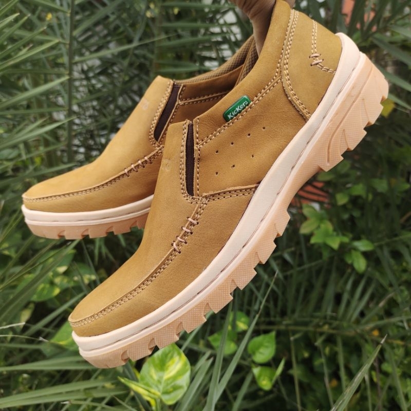 Kickers Sepatu Casual Kasual Pria Bahan Kulit Asli Slip On Elegan Murah F32