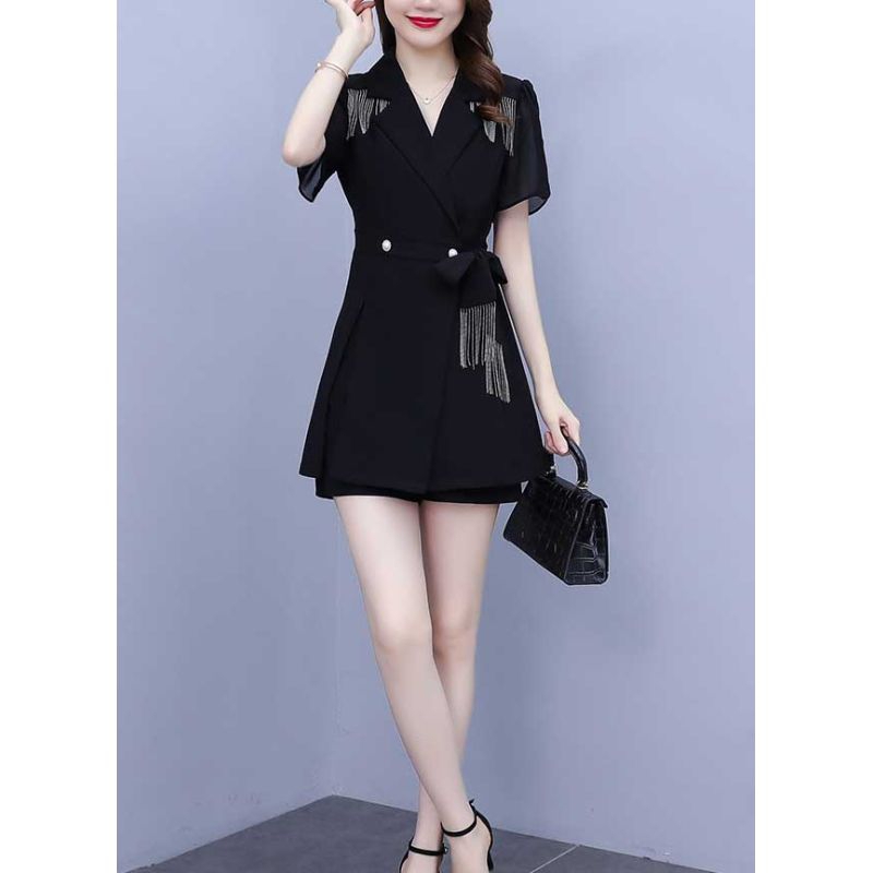 Setelan wanita atasan hitam model unik katun korea + celana pendek elegant