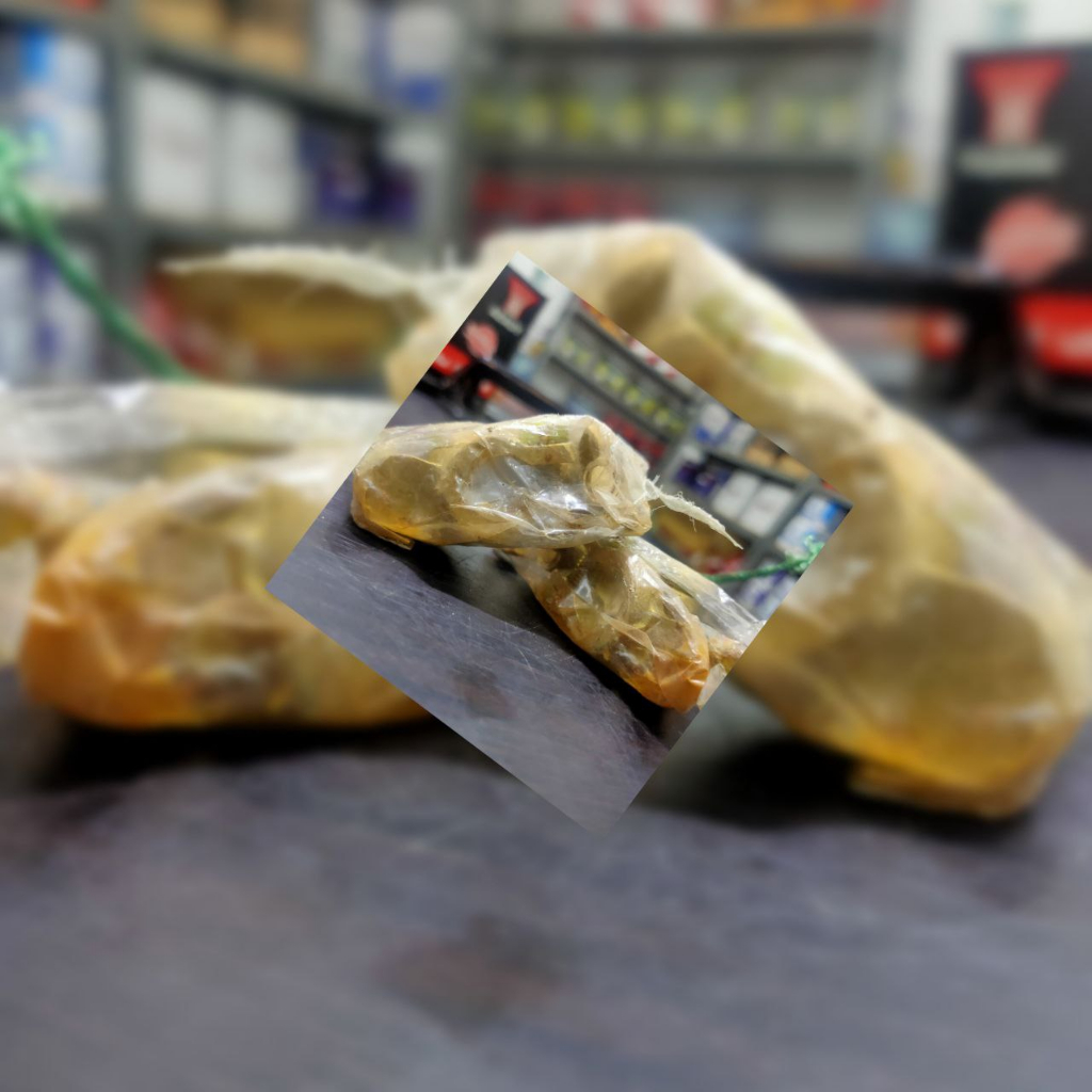 KLEM KUNINGAN AKI KECIL