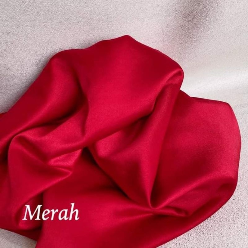 KAIN SATIN MAXMARA SILK POLOS