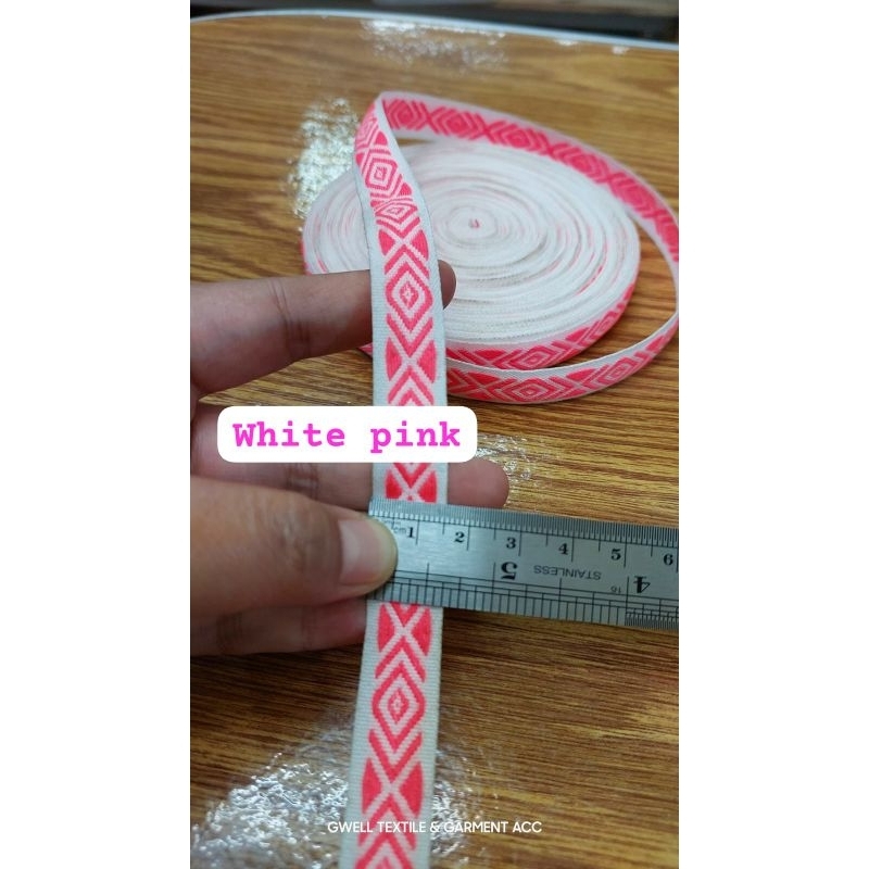 PITA RENDA BATIK / ETNIK / PITA SONGKET  BAHAN KAIN  LEBAR 2 CM  HARGA PER M