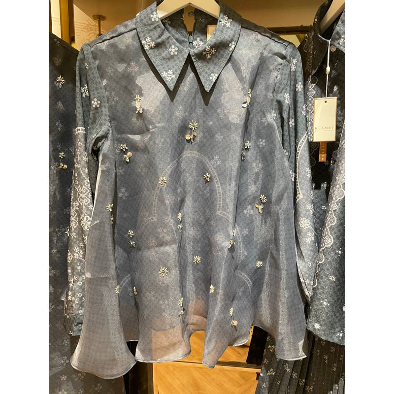 Pandai sikek blouse by Wearing klamby