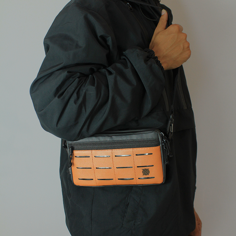 ZARO Clutch Hand Bag Orange Black Multifungsi Bahan Bimo Nilon Waterproof