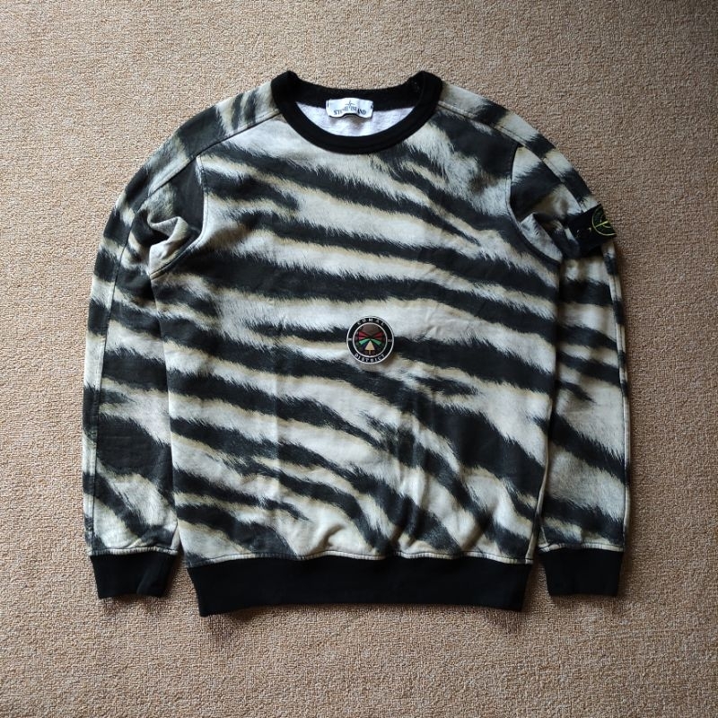 stone island camo tiger