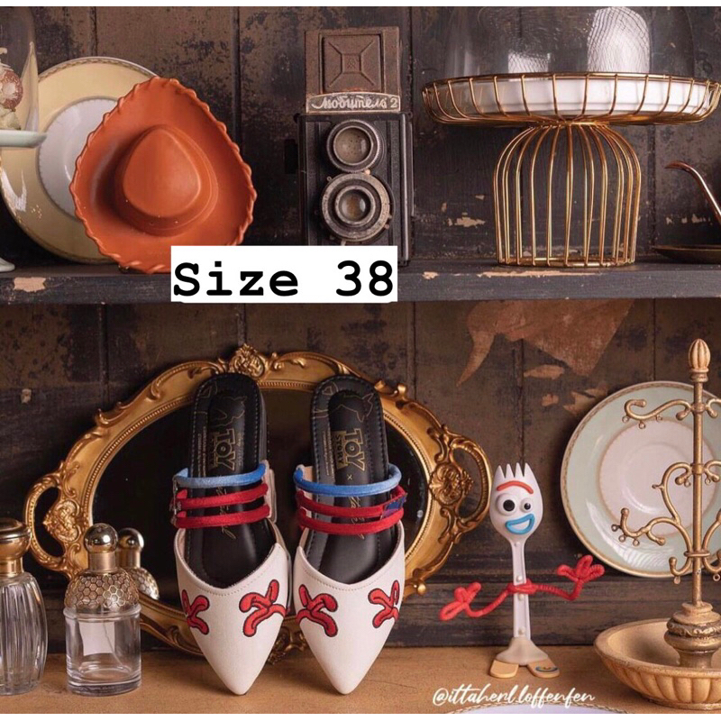 Ittaherl Toy Story Spork pointy Slipper Cloud