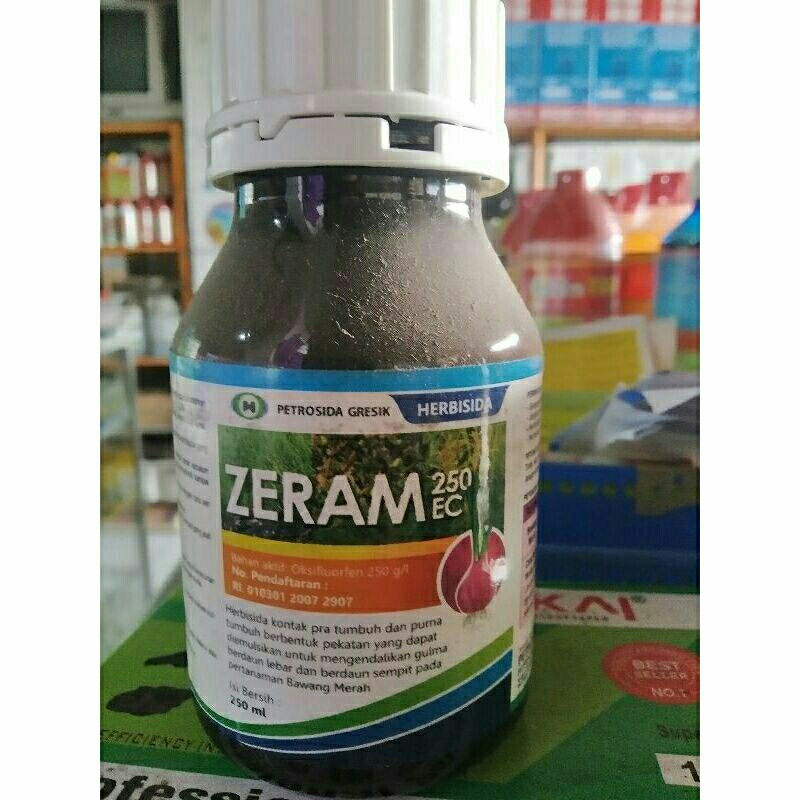 obat pertanian herbisida zeram