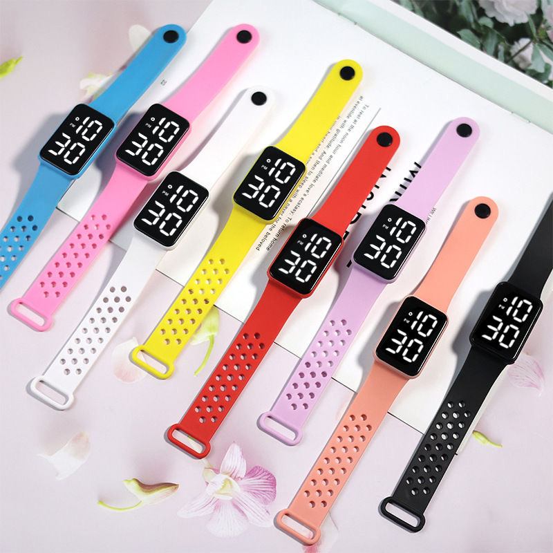 Jam Tangan LED Digital Sport Watch untuk Pria dan Wanita Electronic Fashion Import