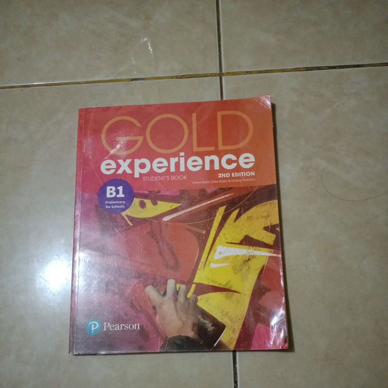 buku gold experience b1 studentbook