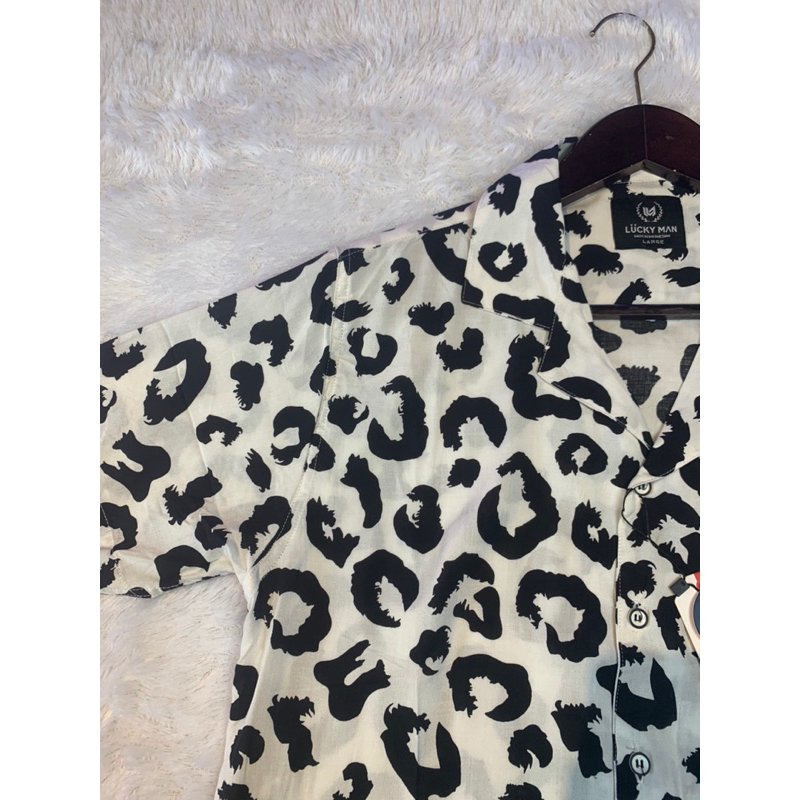 Kemeja Pendek Lucky Man