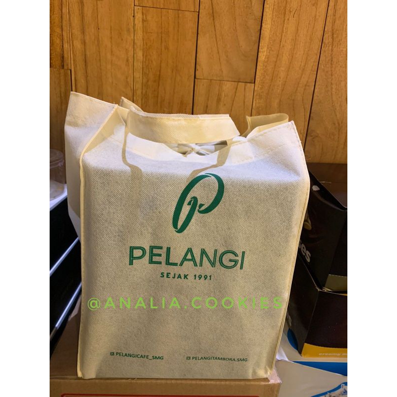 Tas Spunbond Pelangi Cheese Chiffon Cake Semarang