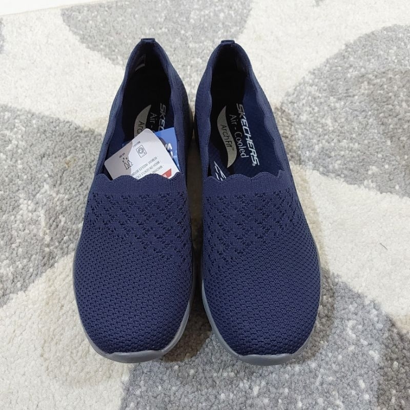 Sepatu Skecher Wanita Arch Fit Navy Size 6 (ORIGINAL, BARU)