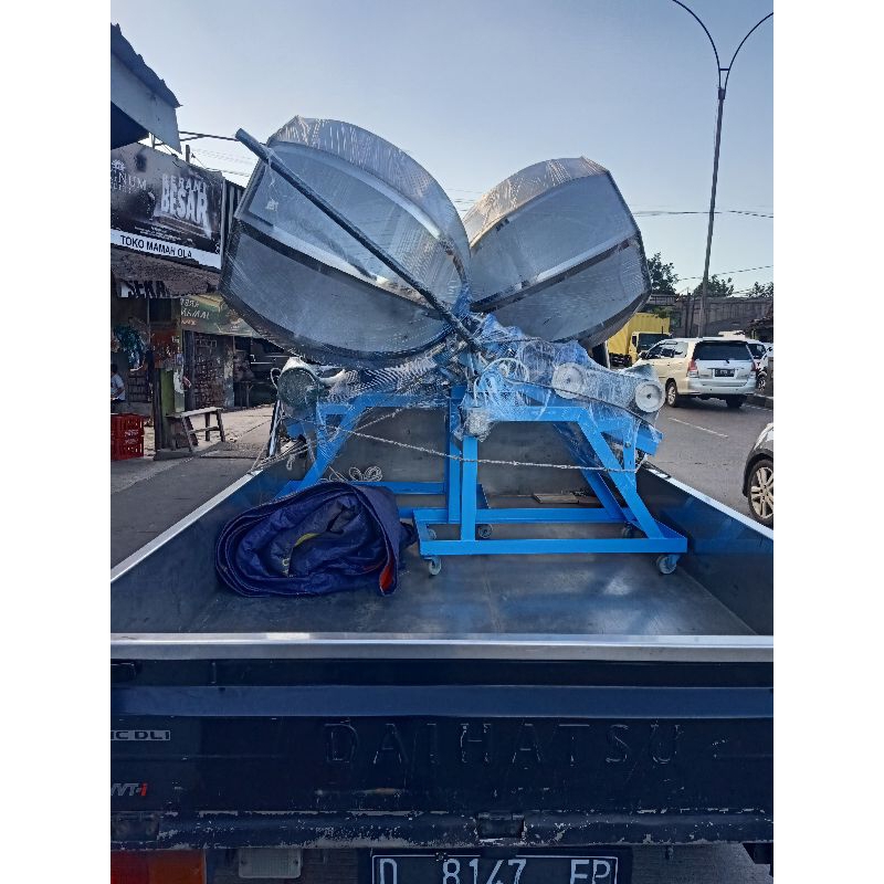 Mesin pengaduk bumbu