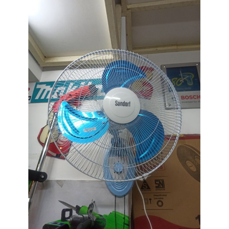 KIPAS ANGIN DINDING BESI SANDORF 18 INCH