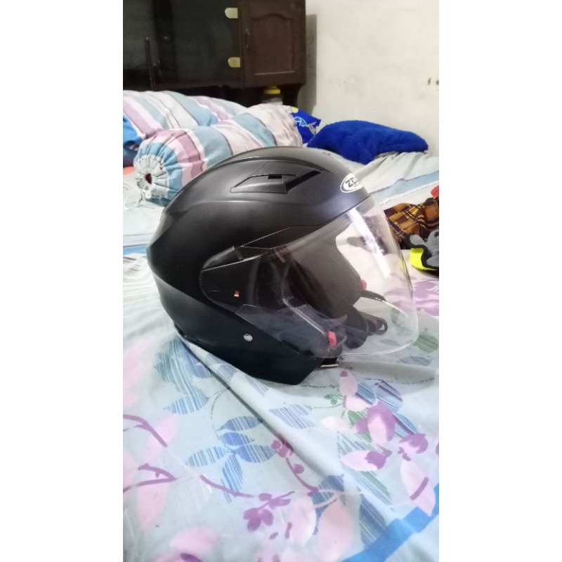 Helm Zeus611 second