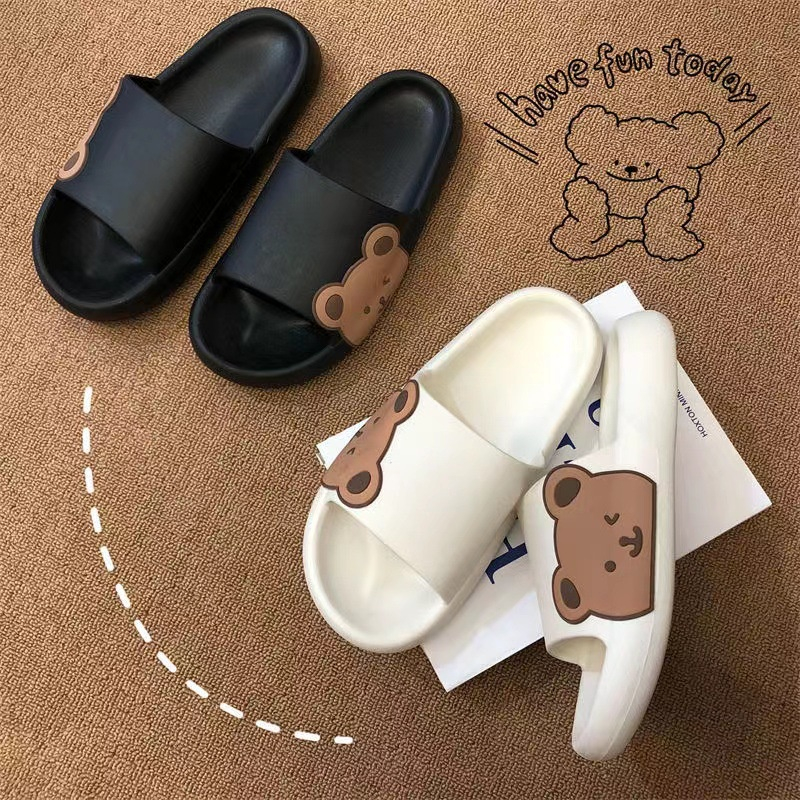 SJPOP Sandal Karakter Motif Bear Beruang Sendal Karet Couple Slip On Karet Empuk Home Slipper Anti Slip Wanita Pria Gaya